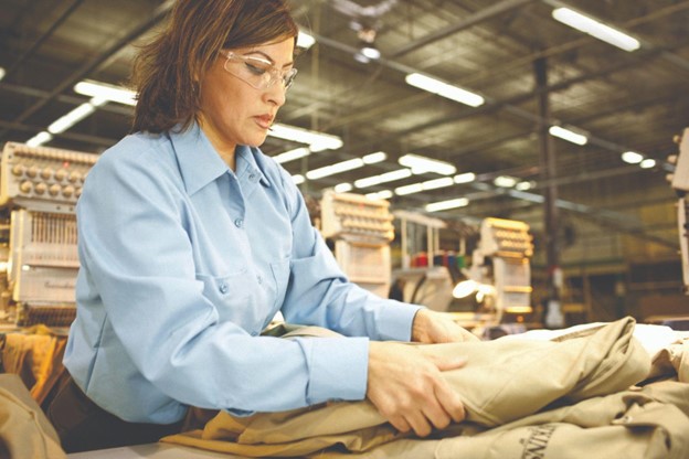 Benefits of Uniforms for Industrial Businesses