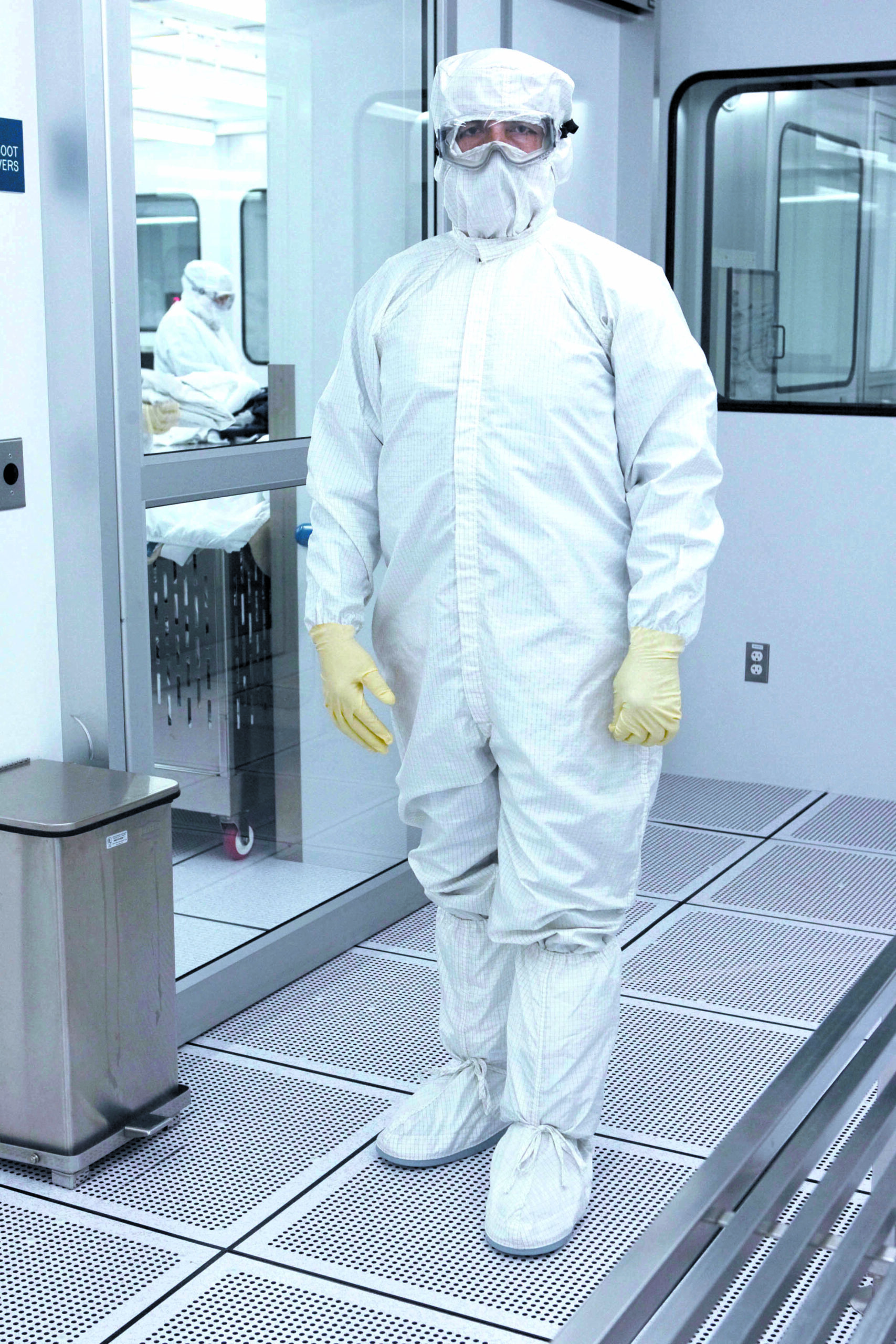 Cleanroom Gowning Procedures 101: A Guide - Vivid Air South Africa