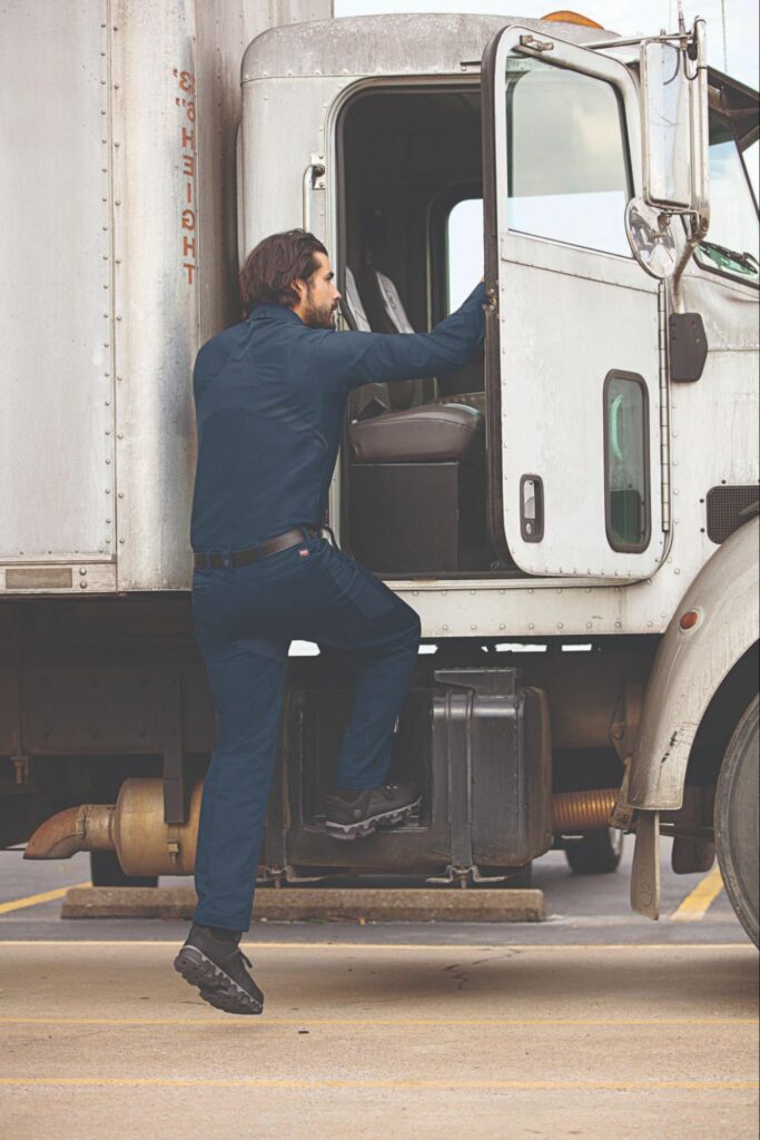 Strengthening Your Mechanic Shop With Industrial Automotive Workwear Uniforms
