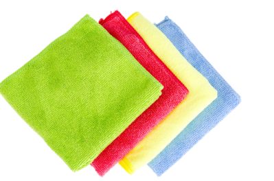 Colored microfiber cleaning cloths